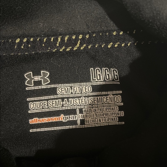 Under Armour Women's Full-Zip Black Jacket - Picture 2 of 6